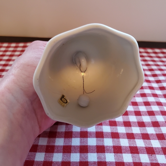 Brinn's Porcelain Christmas Bells - Picture 8 of 9